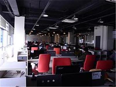 探索動(dòng)漫與游戲的藝術(shù)未來——福建傳立動(dòng)漫科技開發(fā)的全面培訓(xùn)課程